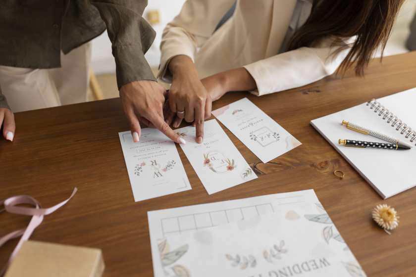 10 viisi, kuidas pulmade planeerimisel raha säästa – ja siiski suurt päeva nautida